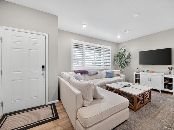 6078 N Lisbon Street, Aurora CO 80019