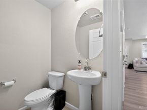 6078 N Lisbon Street, Aurora CO 80019