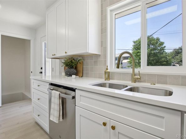 8501 Devonshire Boulevard, Denver CO 80229