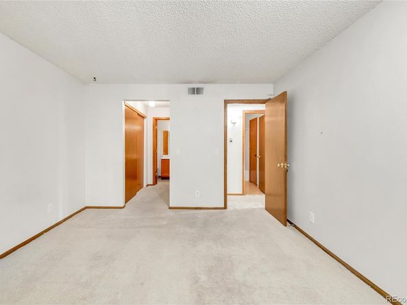 5704 W Asbury Place 204, Lakewood CO 80227