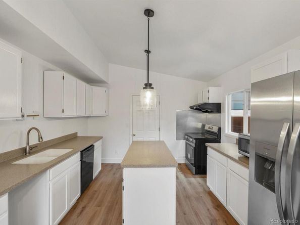 5506 S Zinnia Street, Littleton CO 80127