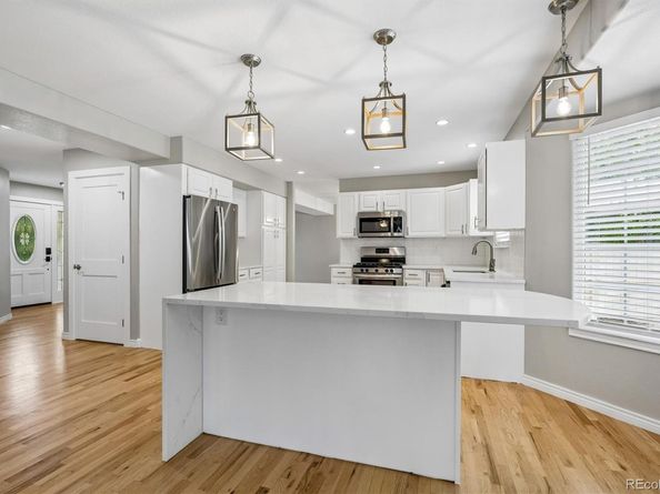 2038 Falcon Drive, Longmont CO 80503