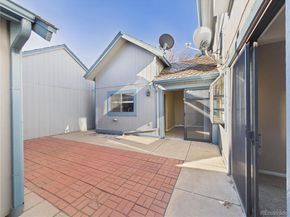 2490 S Worchester Court B, Aurora CO 80014