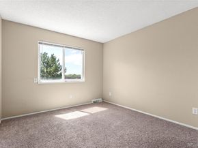 1115 E 10th Avenue, Broomfield CO 80020