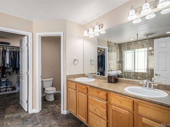 7004 S Addison Court, Aurora CO 80016