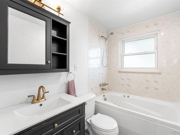 2508 Danbury Drive, Longmont CO 80503