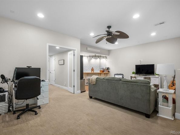 7189 S Little River Court, Aurora CO 80016