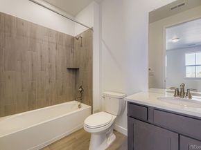 24564 E Kettle Court, Aurora CO 80016