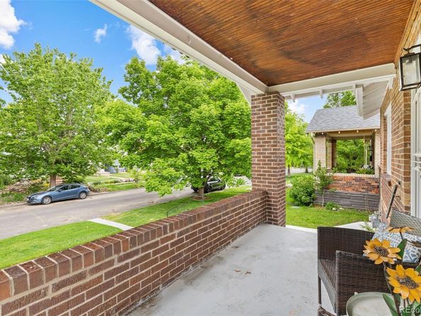 3334 W 37th Avenue, Denver CO 80211