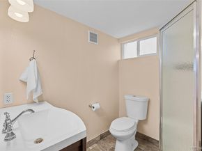 3334 W 37th Avenue, Denver CO 80211