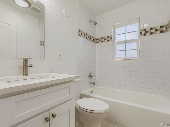 Undisclosed Address #5704108, Aurora CO 80010