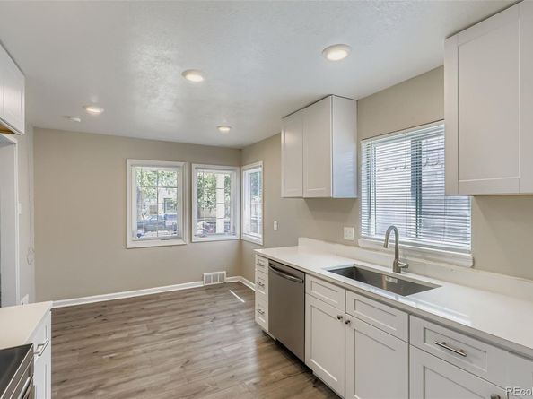 Undisclosed Address #5704108, Aurora CO 80010