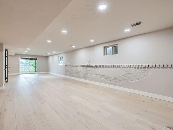 1010 Ash Street, Broomfield CO 80020