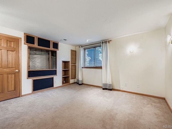 2284 Indian Peaks Circle, Longmont CO 80504