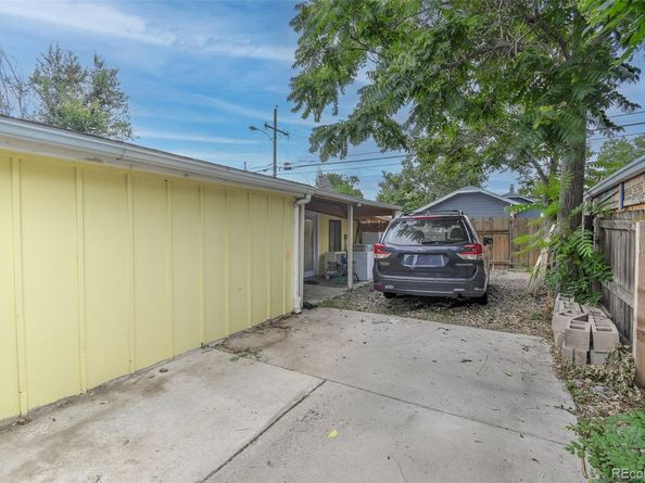 1658 Chester Street, Aurora CO 80010