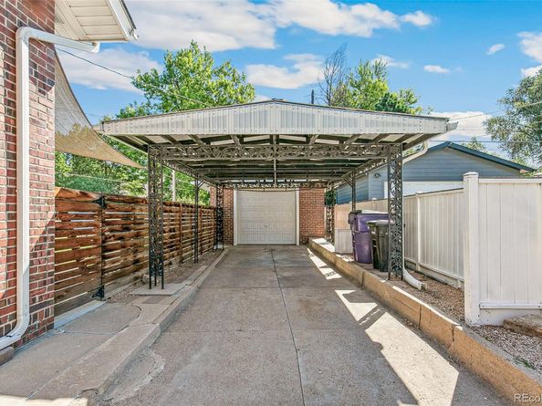 1538 Oneida Street, Denver CO 80220