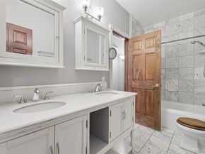 1001 E 17th Avenue 14, Denver CO 80218