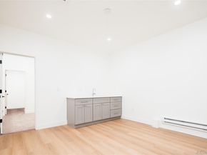 277 S Jackson Street, Denver CO 80209