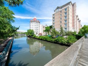 201 Shearwater Ct West 33, Jersey City NJ 07305