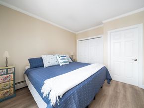 201 Shearwater Ct West 33, Jersey City NJ 07305