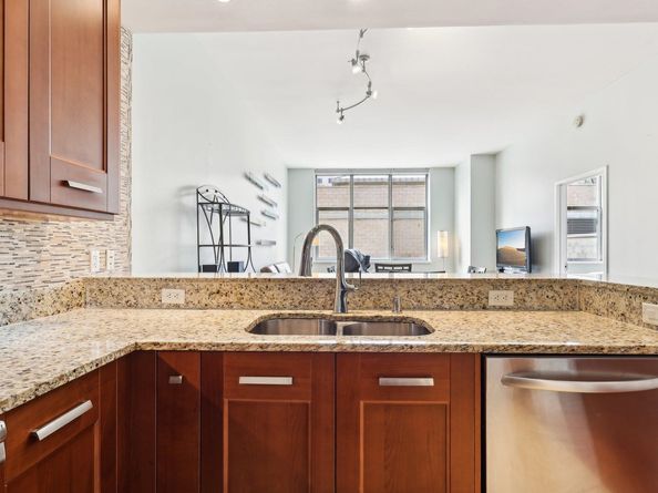 8100 River Rd 210, North Bergen NJ 07047