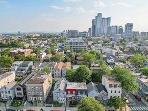 89 Prospect St, Jersey City NJ 07307