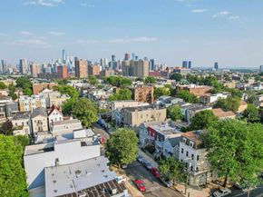 89 Prospect St, Jersey City NJ 07307