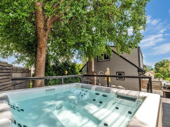 4 Gail Pl, Secaucus NJ 07094