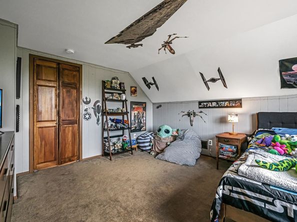 4 Gail Pl, Secaucus NJ 07094