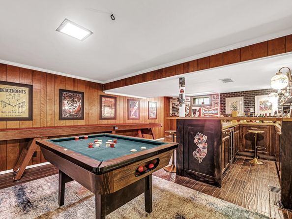 4 Gail Pl, Secaucus NJ 07094
