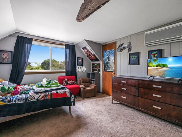 4 Gail Pl, Secaucus NJ 07094