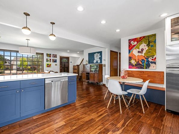 4 Gail Pl, Secaucus NJ 07094