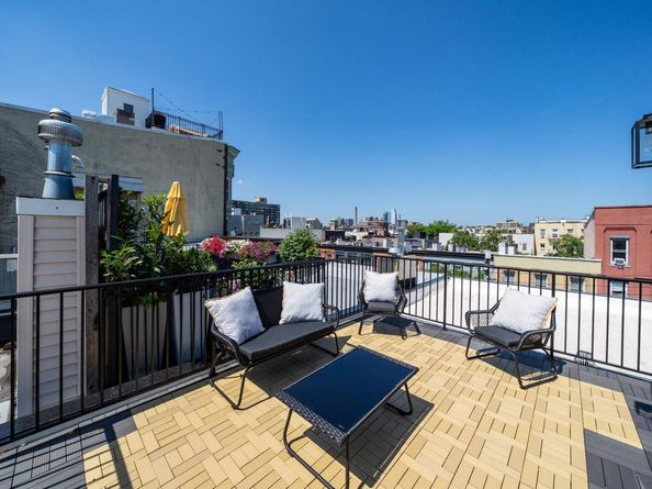 123 Bloomfield St, Hoboken NJ 07030