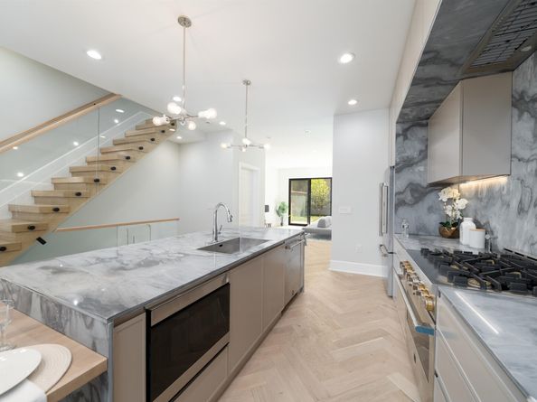 123 Bloomfield St, Hoboken NJ 07030