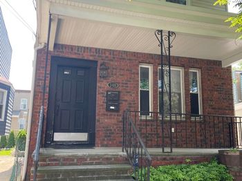 148 Nesbit St