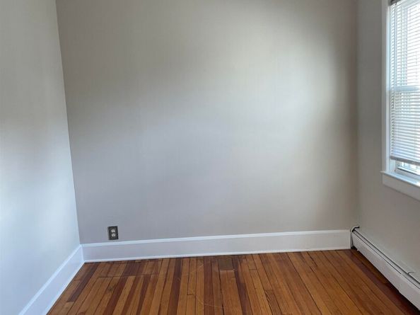 148 Nesbit St, Weehawken NJ 07086