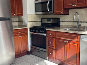 148 Nesbit St, Weehawken NJ 07086