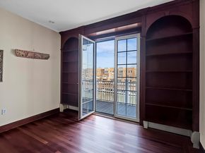 10 Half Moon Isle 10, Jersey City NJ 07305
