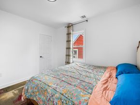 725 4th St, Secaucus NJ 07094
