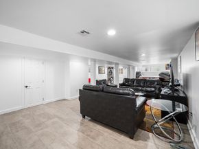 725 4th St, Secaucus NJ 07094