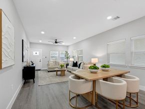 1114 Panama Street, Houston TX 77009