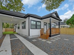 1114 Panama Street, Houston TX 77009
