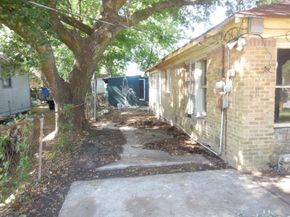 6636 Avenue P, Houston TX 77011