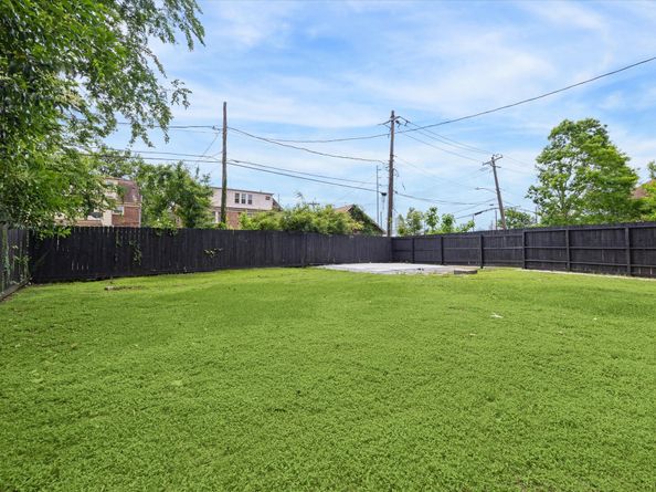 3202 Parkwood Drive, Houston TX 77021