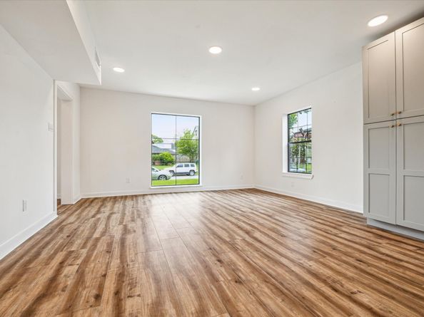 3202 Parkwood Drive, Houston TX 77021