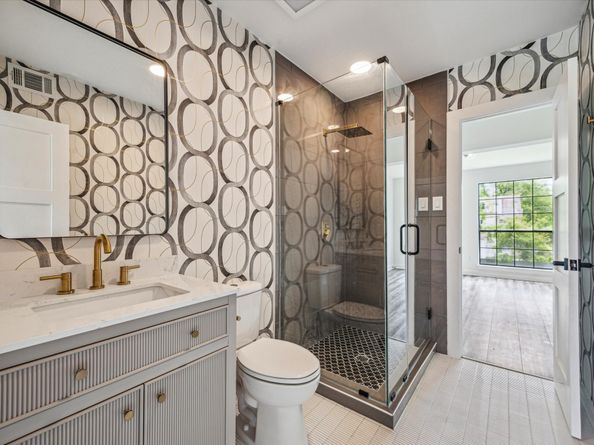 3202 Parkwood Drive, Houston TX 77021