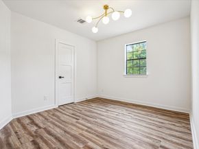 3202 Parkwood Drive, Houston TX 77021