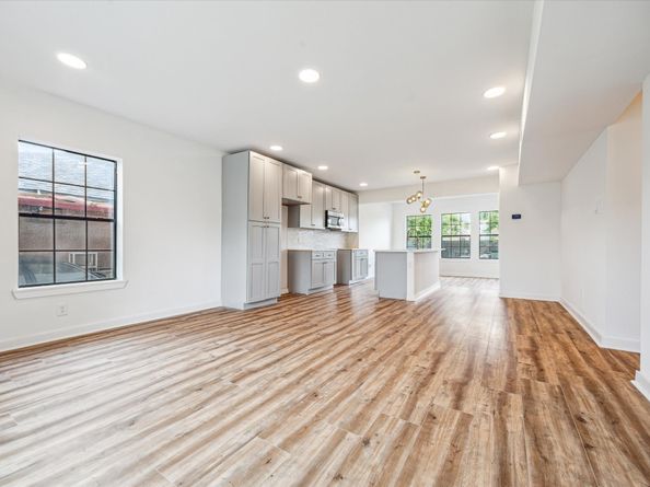 3202 Parkwood Drive, Houston TX 77021