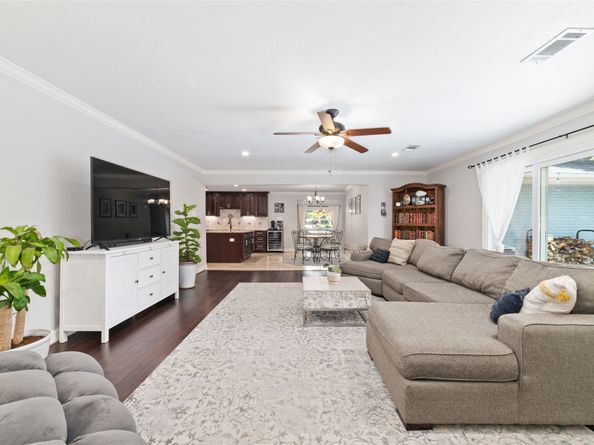 3815 April Lane, Houston TX 77092