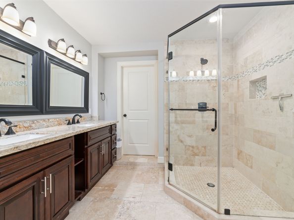 3815 April Lane, Houston TX 77092